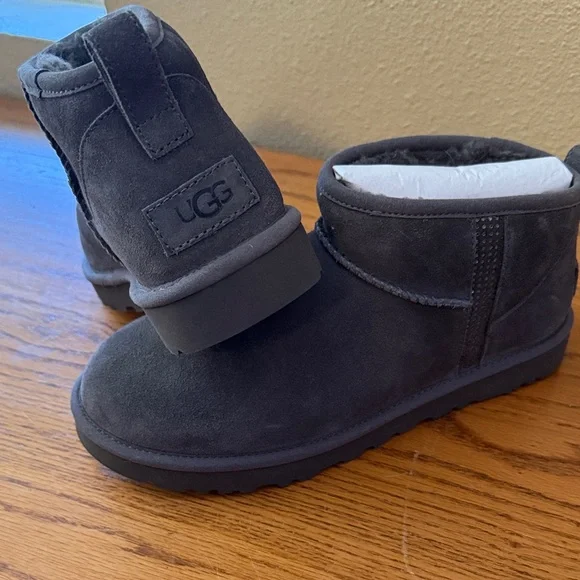 UGG Classic Gray Boots with rhinestone details - never worn - Picture 1 of 3